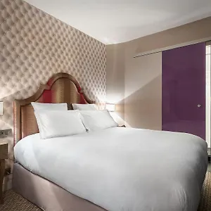*** Hotel La Parizienne By Elegancia France